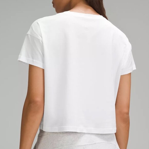 lululemon Cates T-Shirt - Picture 2 of 8